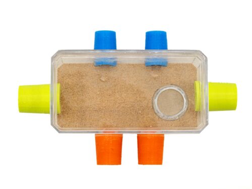 Tube doc for moving ants. overhead view